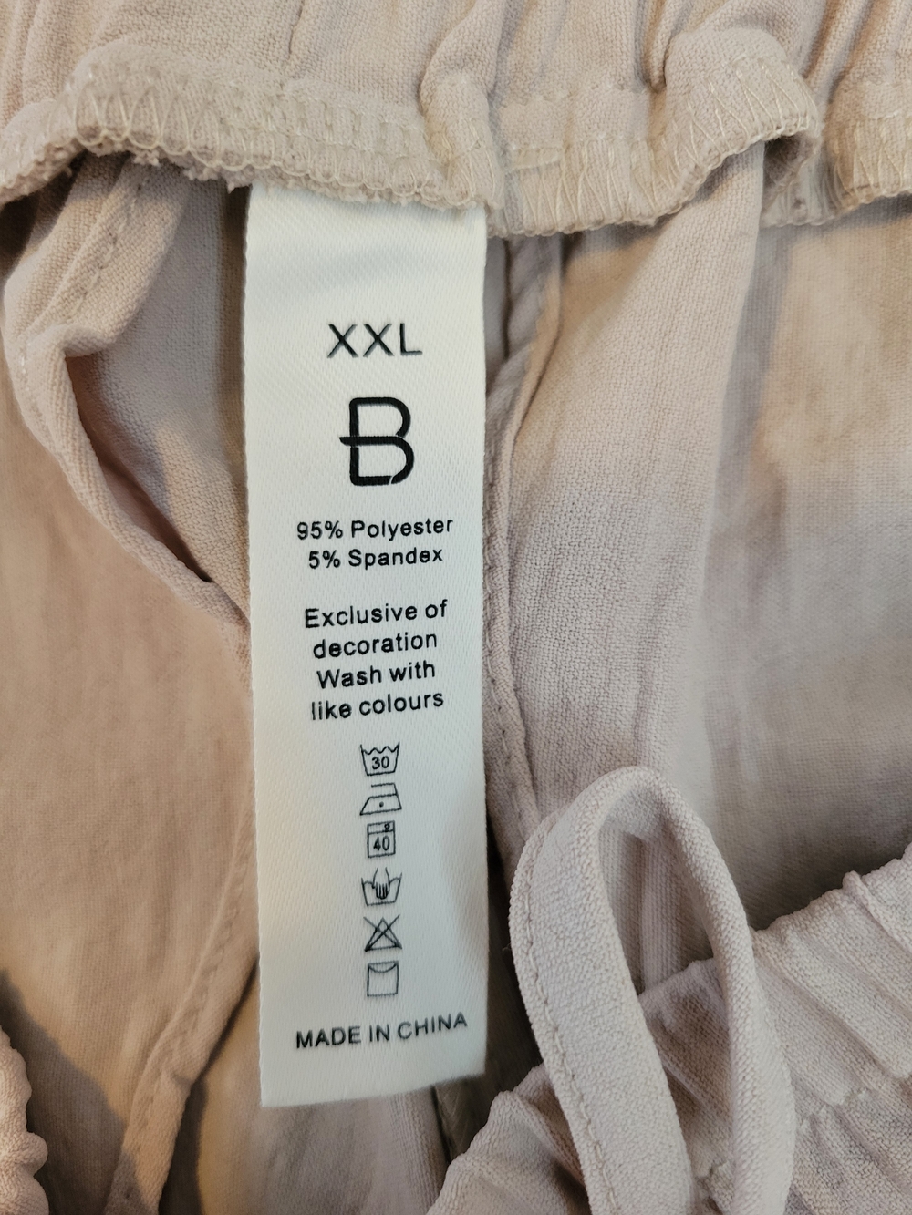 Beachy Drawstring Pants - Picture 2 of 4